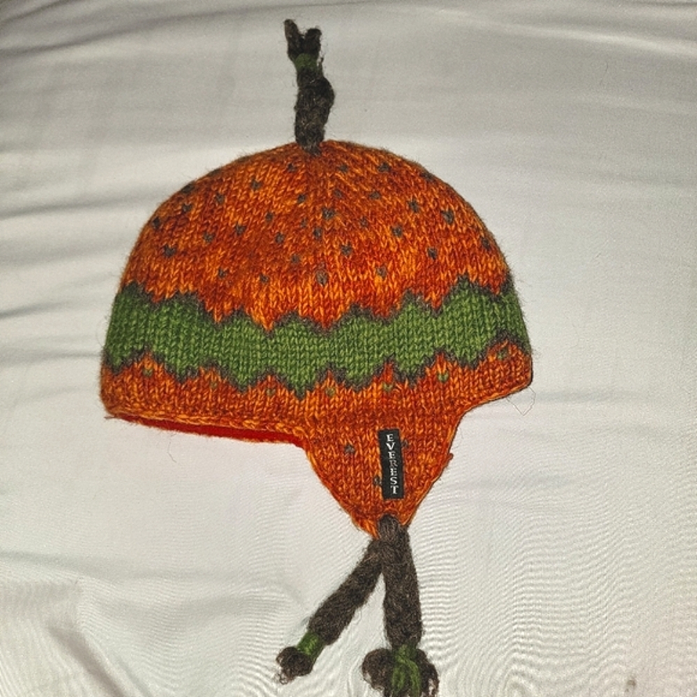 Everest Designs Hand Knit Fair Trade Napal Wool Hat Fleece Lined Kids Earflap